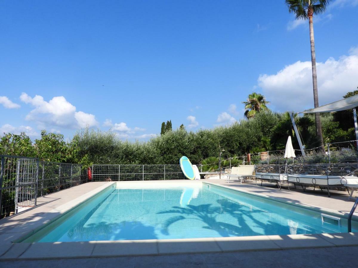 Adelebeppe "The Seaview" Apartment Imperia Luaran gambar
