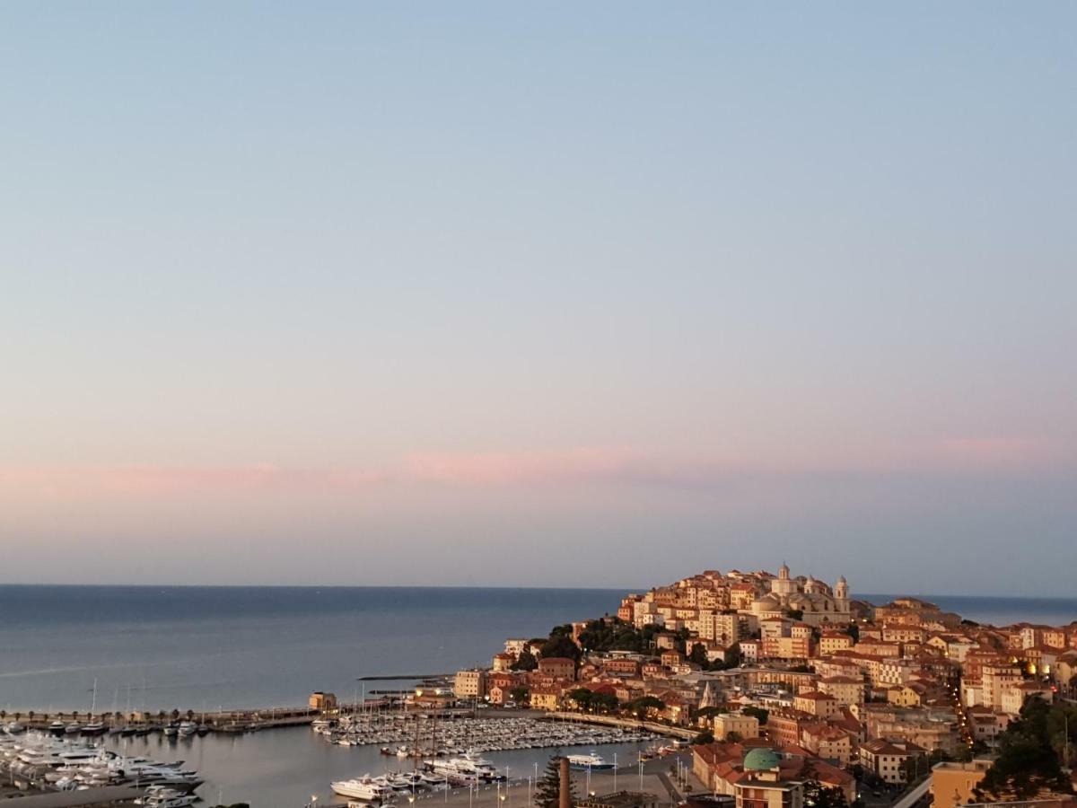 Adelebeppe "The Seaview" Apartment Imperia Luaran gambar