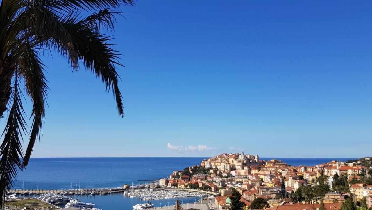Adelebeppe "The Seaview" Apartment Imperia Luaran gambar